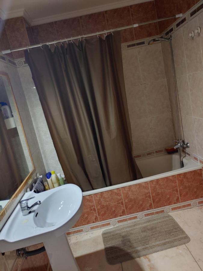 Comoda Habitacion Privada Valencia Kültér fotó