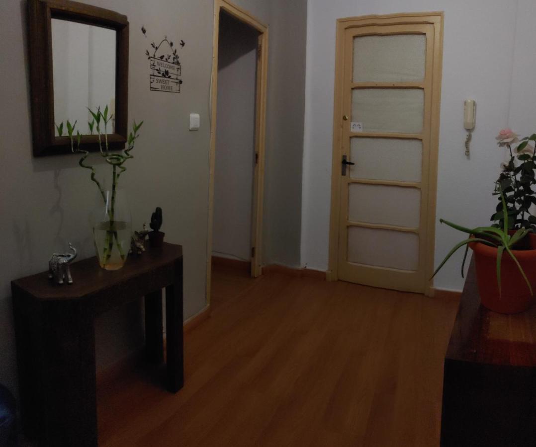 Comoda Habitacion Privada Valencia Kültér fotó