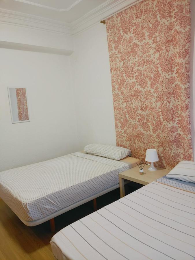 Comoda Habitacion Privada Valencia Kültér fotó