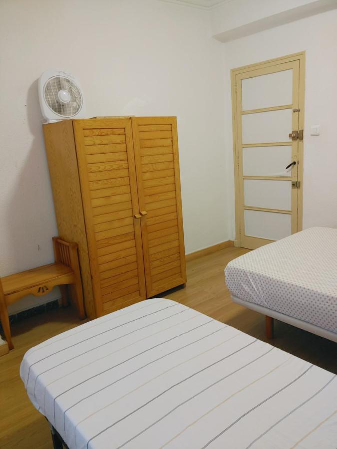 Comoda Habitacion Privada Valencia Kültér fotó